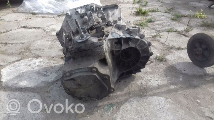 Citroen C4 I Mechaninė 6 pavarų dėžė 20EA07