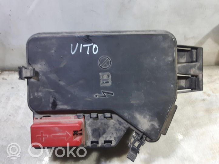 Mercedes-Benz Vito Viano W447 Saugiklių dėžė (komplektas) A4475450069