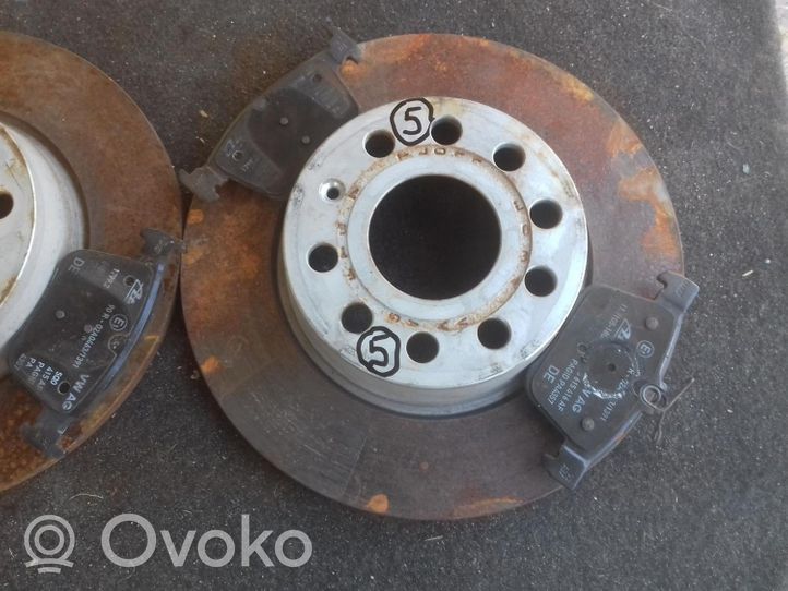 Volkswagen T-Roc Brake pads (front) 5Q0615601D