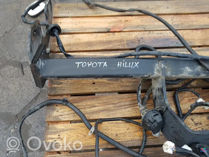 Toyota Corolla E110 Балка для крепления 