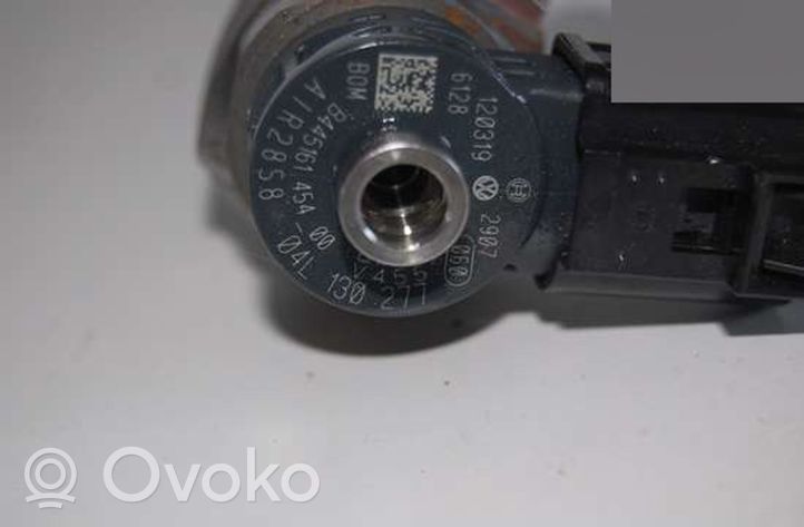 Audi A1 Purkštukų (forsunkių) komplektas 04L130277