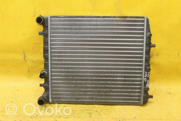 Volkswagen Fox Radiatore di raffreddamento 6QE121253