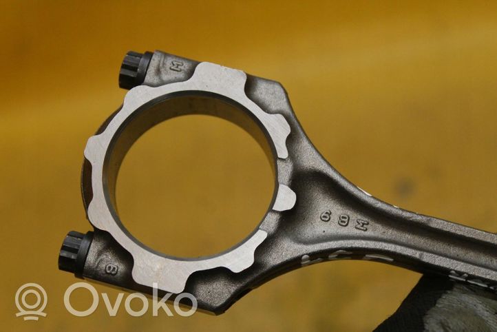 Toyota C-HR Piston avec bielle 