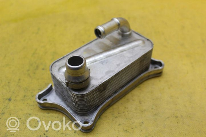 Audi A8 S8 D4 4H Radiatore dell’olio del motore 06E117021J