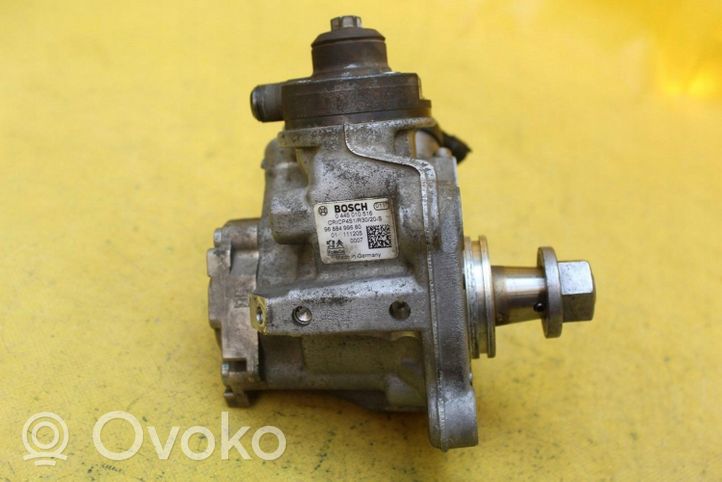 Citroen C4 III e-C4 Polttoaineen ruiskutuksen suurpainepumppu 9688499680