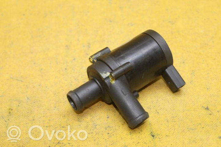 Volkswagen Polo IV 9N3 Electric auxiliary coolant/water pump 