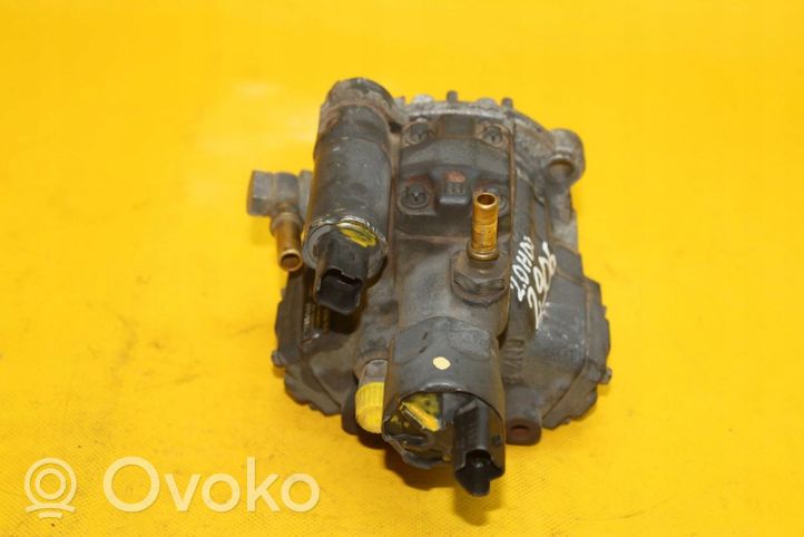 Peugeot 307 Pompe d'injection de carburant à haute pression 9636818480