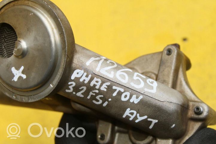 Volkswagen Phaeton Oil pump 022115153