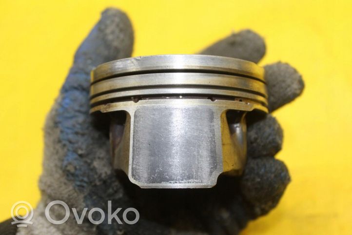 Audi A3 S3 A3 Sportback 8P Piston 082272