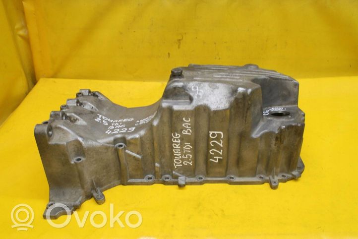 Volkswagen Touareg I Oil sump 070103603H