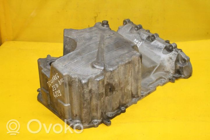 Volkswagen Touareg I Oil sump 070103603H