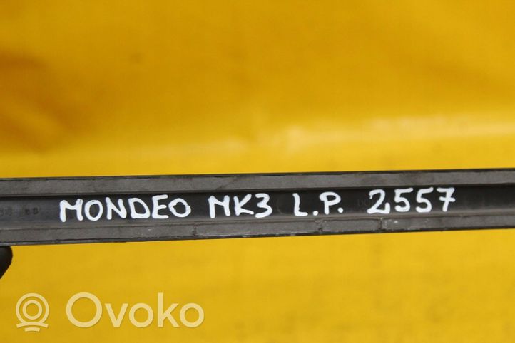 Ford Mondeo Mk III Etuoven lista (muoto) 1S71-F20938-BB