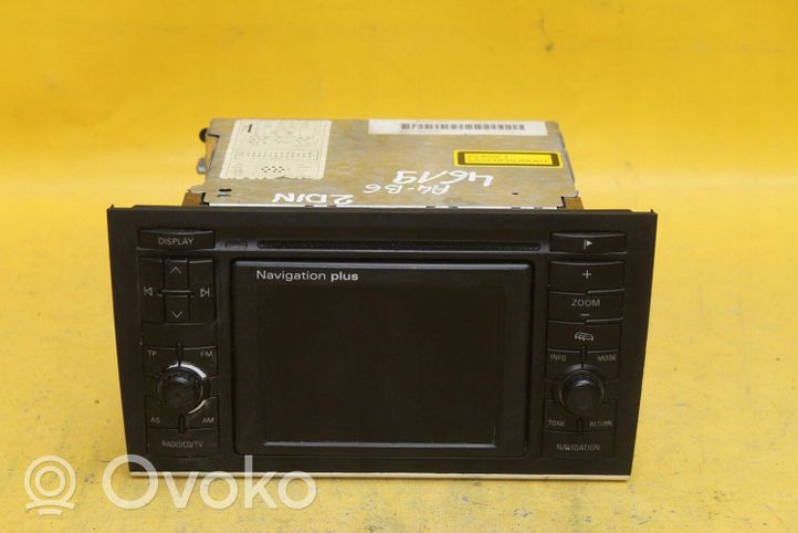 Audi A4 S4 B6 8E 8H Unità principale autoradio/CD/DVD/GPS 8E0035192