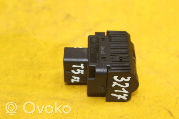 Volkswagen Multivan T5 Light switch 7H0941333