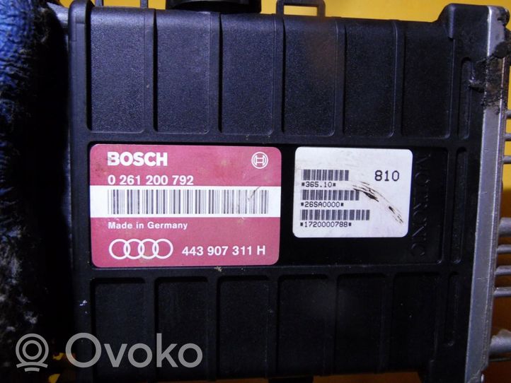 Audi 80 90 S2 B4 Komputer / Sterownik ECU silnika 443907311H