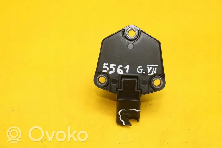 Volkswagen Golf VII Oil level sensor 04L907660C