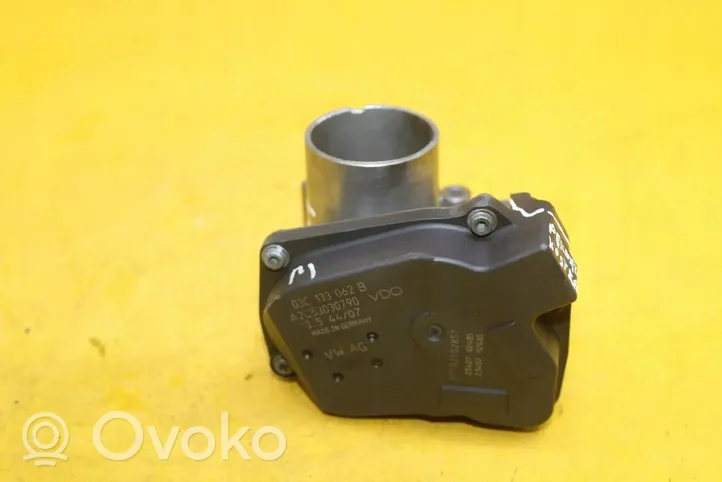 Volkswagen Polo IV 9N3 Throttle valve 030133062B