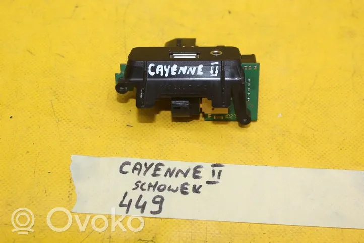 Porsche Cayenne (92A) Connecteur/prise USB 7P5863797C