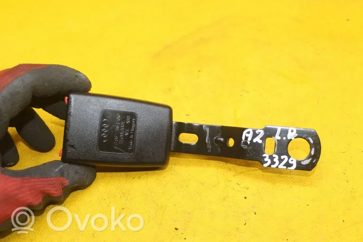 Audi A2 Boucle de ceinture de sécurité avant 8Z0857755F