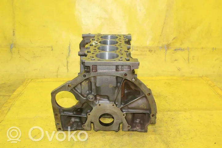 Opel Vivaro Engine block M9RC760