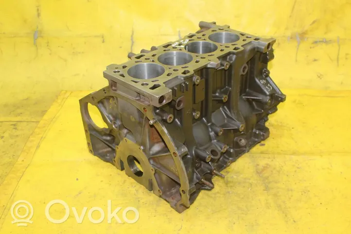 Opel Vivaro Engine block M9RC760