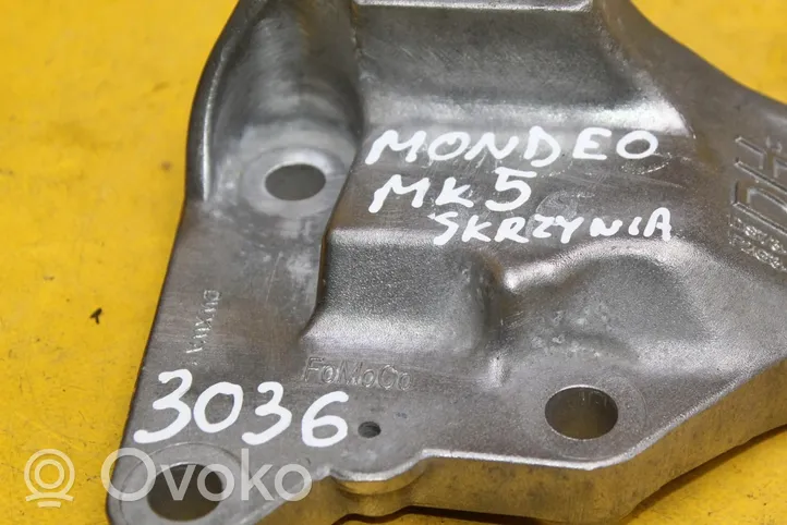 Ford Mondeo MK V Łapa / Mocowanie skrzyni biegów DS73-7M125-HB