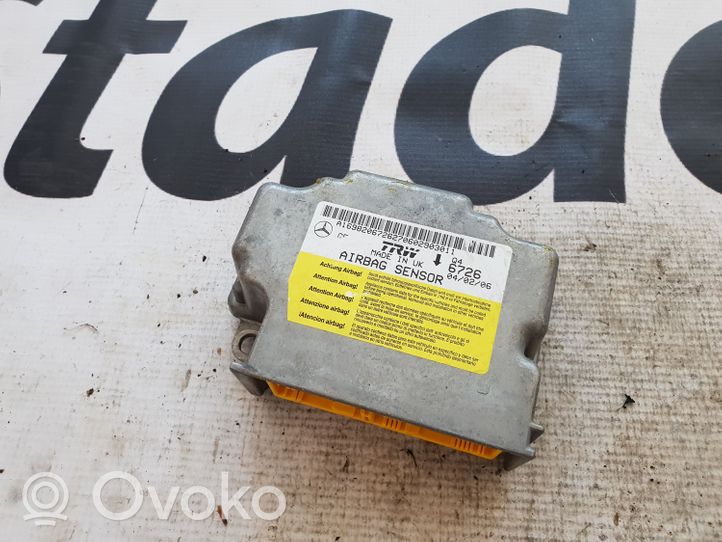 Mercedes-Benz A W169 Sterownik / Moduł Airbag A169820672