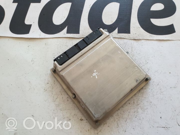 Mercedes-Benz A W169 Calculateur moteur ECU A0001531379