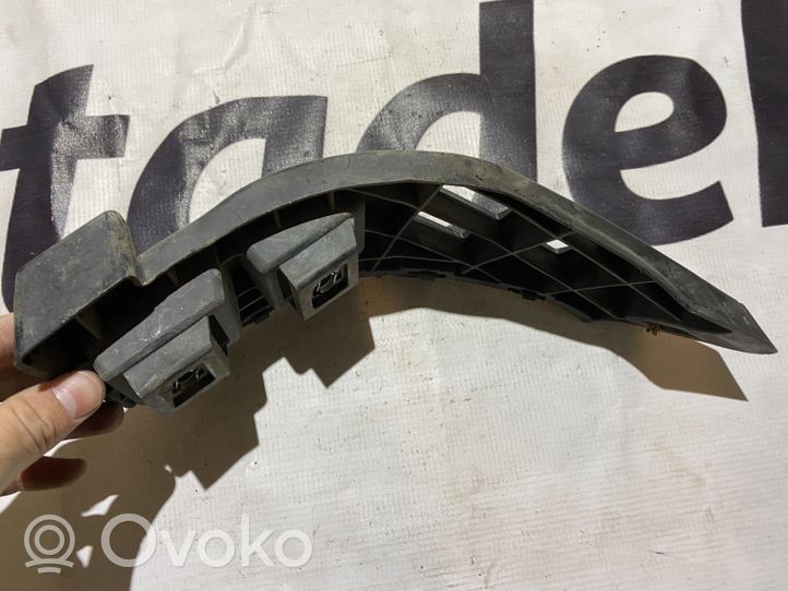 Mercedes-Benz E W212 Rear bumper mounting bracket A2128850865