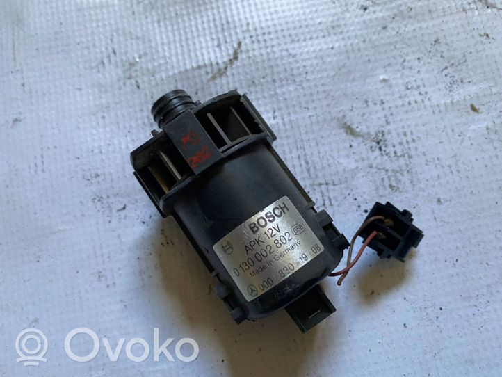 Mercedes-Benz E W124 Sensor de temperatura interna a0008301908