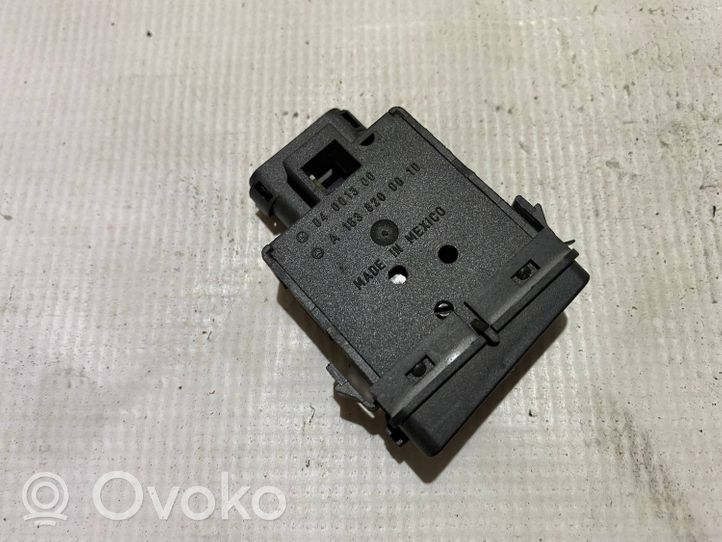 Mercedes-Benz ML W163 Interruptor de control de altura del faro delantero a1638200010