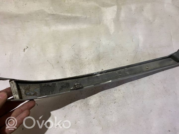 Mercedes-Benz ML W163 Moldura inferior de faro delantero/faro principal 1638260177