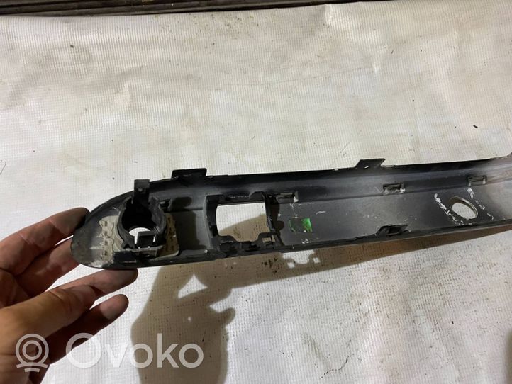 Mercedes-Benz C W203 Modanatura separatore del paraurti anteriore a2038856221