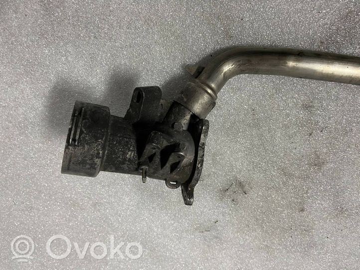 Mercedes-Benz ML W163 Linea/tubo flessibile della valvola EGR A6120900154