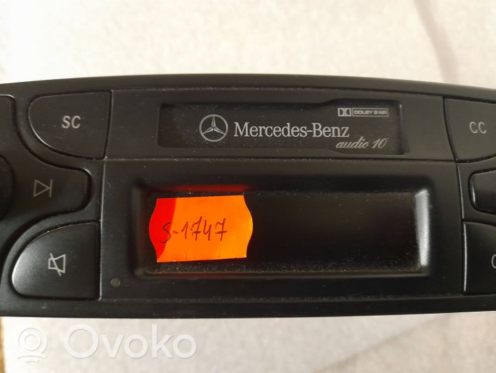 Mercedes-Benz C W203 Radio/CD/DVD/GPS-pääyksikkö a2038201686