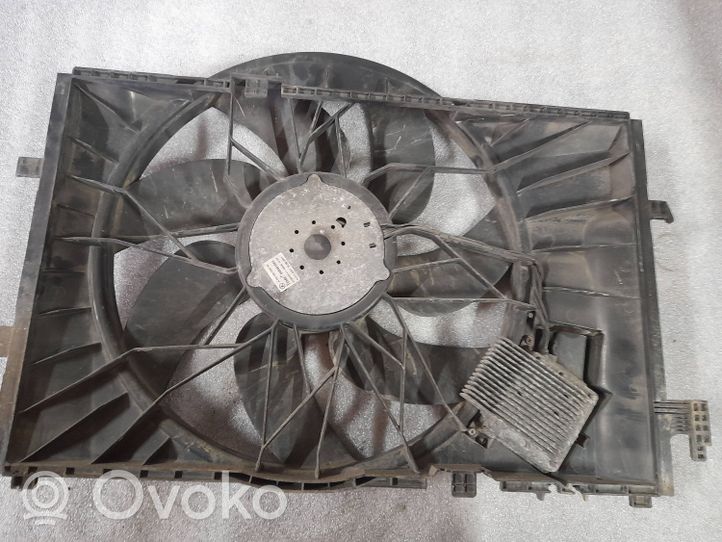 Mercedes-Benz C W203 Kale ventilateur de radiateur refroidissement moteur a2035000293