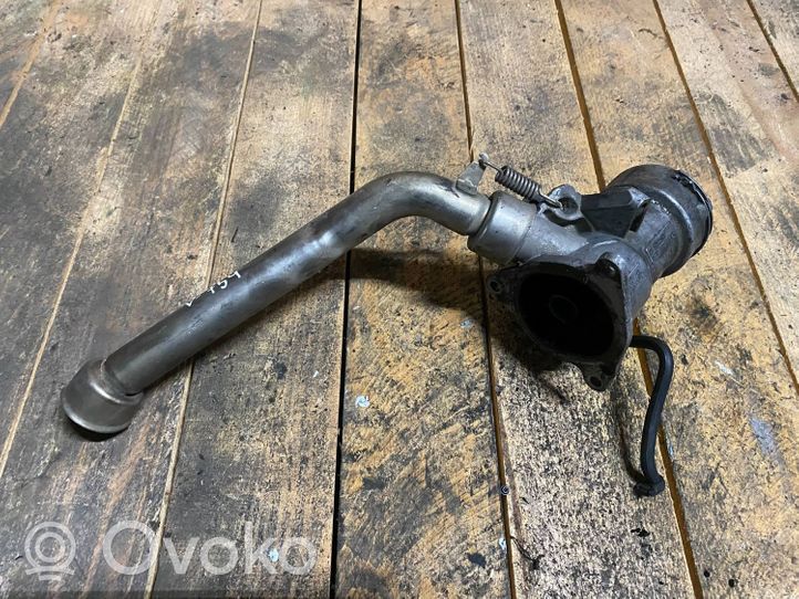 Mercedes-Benz E W211 EGR-venttiilin/lauhduttimen kiinnike a6460900054