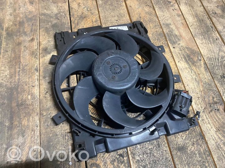 Opel Astra H Convogliatore ventilatore raffreddamento del radiatore 0130303961