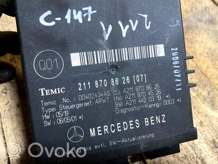 Mercedes-Benz E W211 Unidad de control/módulo del maletero/compartimiento de carga A2118708626
