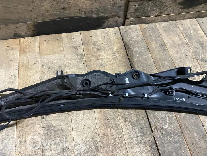 Mercedes-Benz E W212 Wiper trim a2128301013