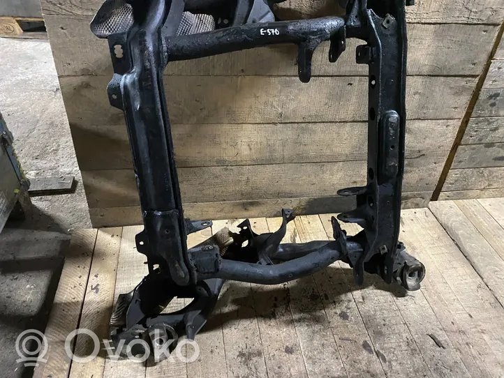 Mercedes-Benz R W251 Front subframe 33724108