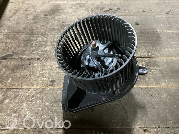 Mercedes-Benz Vito Viano W638 Ventola riscaldamento/ventilatore abitacolo n030699p