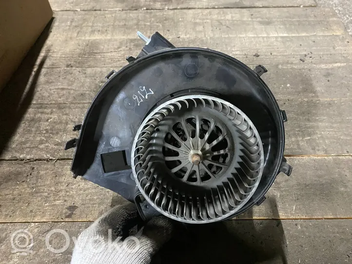 Mercedes-Benz E W212 Soplador/ventilador calefacción 9405417