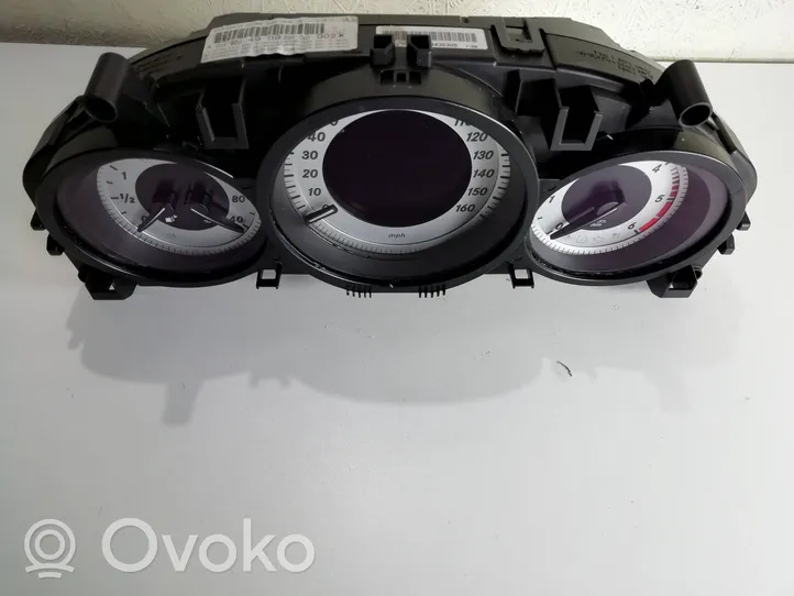 Mercedes-Benz C W204 Tachimetro (quadro strumenti) A2049004909