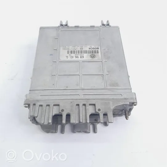 Volkswagen PASSAT Engine control unit/module 0289060216L