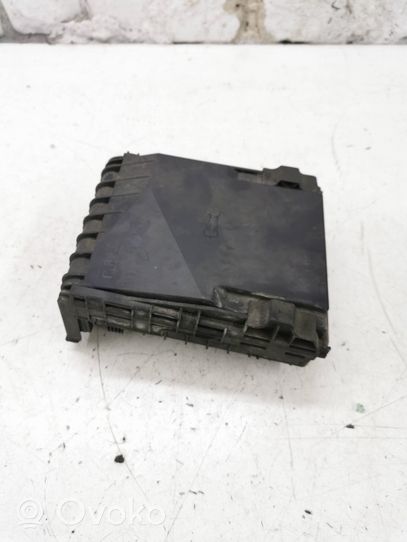 Volkswagen Golf Plus Módulo de fusible 1K0937125C