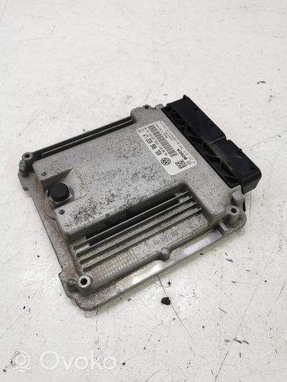 Volkswagen Golf Plus Dzinēja vadības bloks 03L906022G