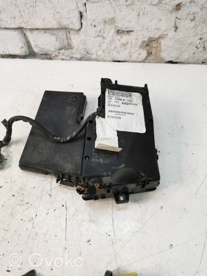 Ford Kuga I Module de fusibles 3M5T14A076AG