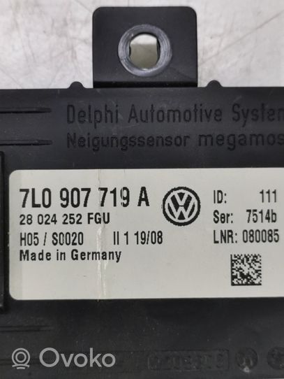 Volkswagen Phaeton Liikehälyttimen anturi 7L0907719A