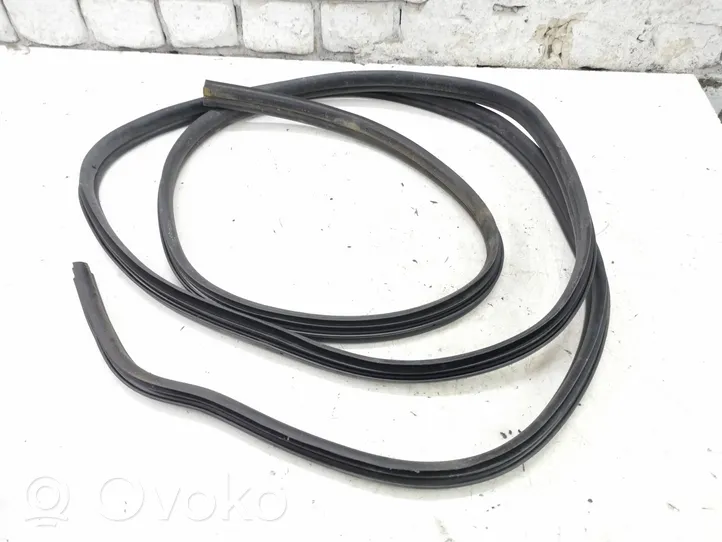 Nissan Primastar Sliding door rubber seal 